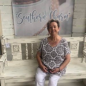 Meet your Posher, Toni